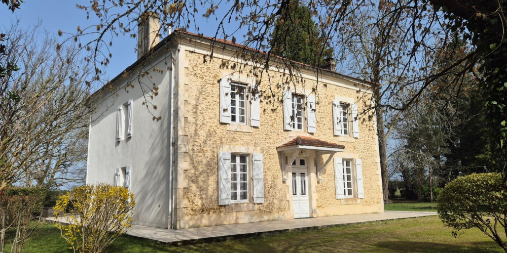 maison à UCHACQ ET PARENTIS (40090)